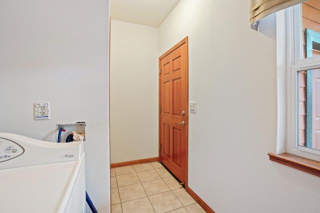 4915 Patterson Dr, Diamond Springs, CA 95619