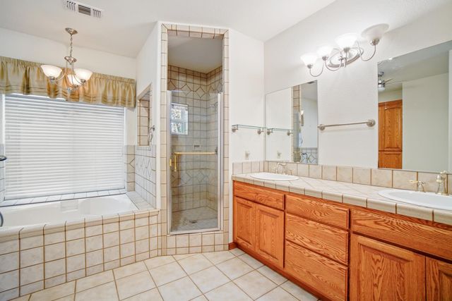 4915 Patterson Dr, Diamond Springs, CA 95619