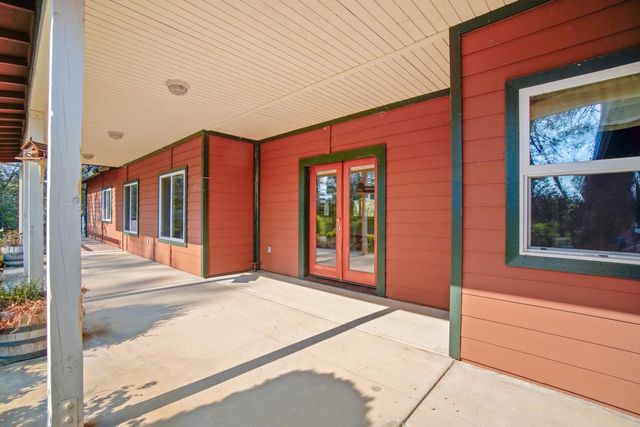 4915 Patterson Dr, Diamond Springs, CA 95619