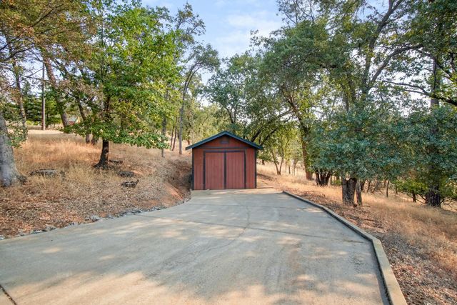 4915 Patterson Dr, Diamond Springs, CA 95619