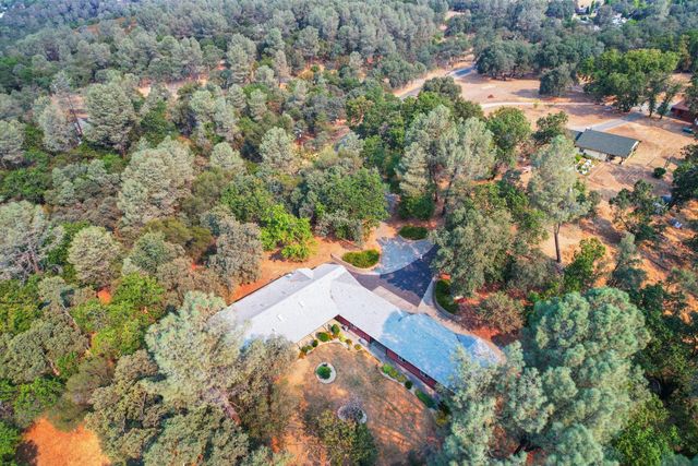4915 Patterson Dr, Diamond Springs, CA 95619