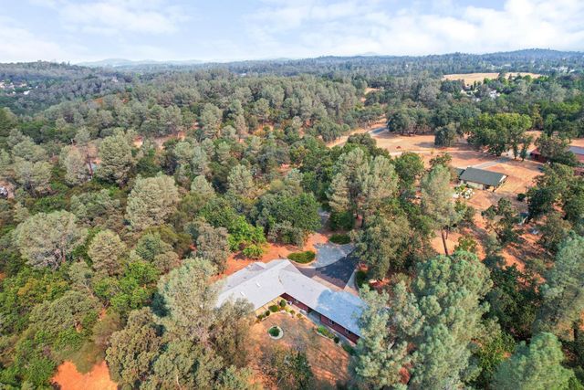 4915 Patterson Dr, Diamond Springs, CA 95619