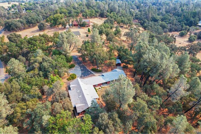 4915 Patterson Dr, Diamond Springs, CA 95619