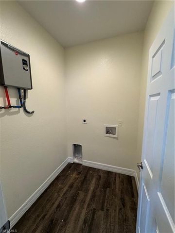 8036 Buttercup CIR, Labelle, FL 33935