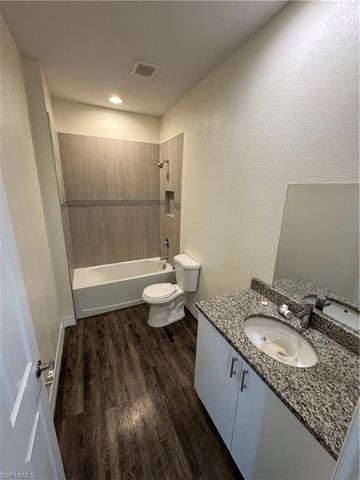 8036 Buttercup CIR, Labelle, FL 33935