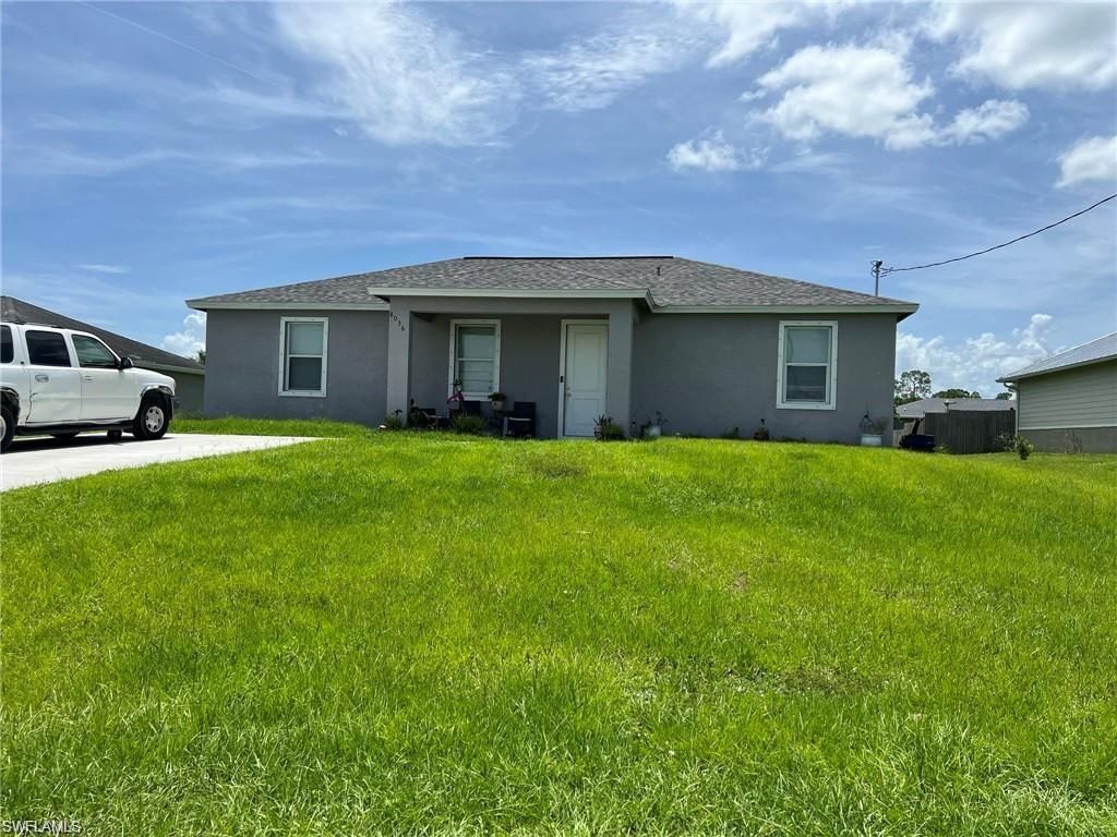 8036 Buttercup CIR, Labelle, FL 33935