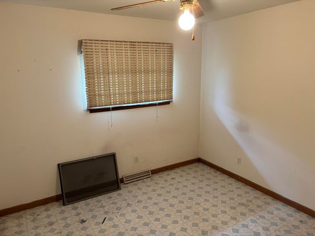 3950 E 34th Court, Hobart, IN 46342