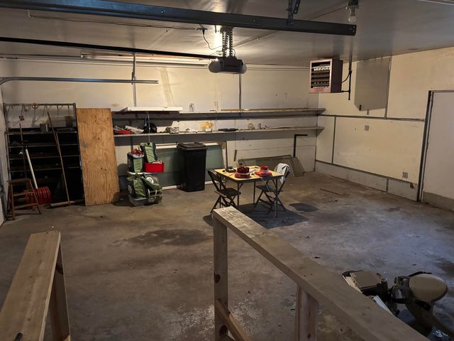 3950 E 34th Court, Hobart, IN 46342