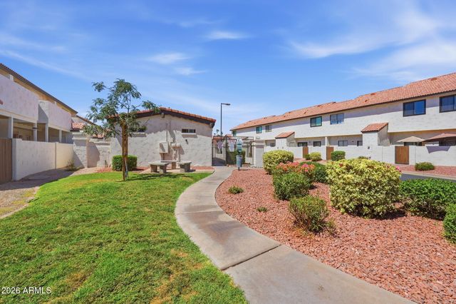 2970 N Oregon Street 8, Chandler, AZ 85225
