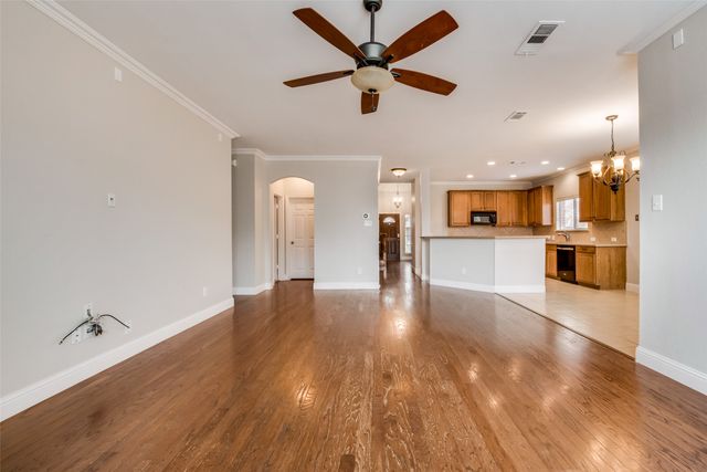 2569 Pinnacle Point Drive, Grand Prairie, TX 75054