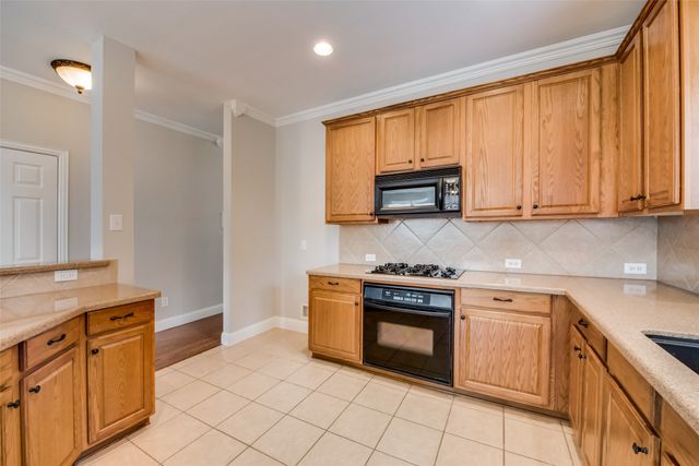 2569 Pinnacle Point Drive, Grand Prairie, TX 75054