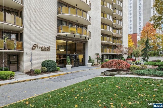 150 Overlook Avenue 6H, Hackensack, NJ 07601