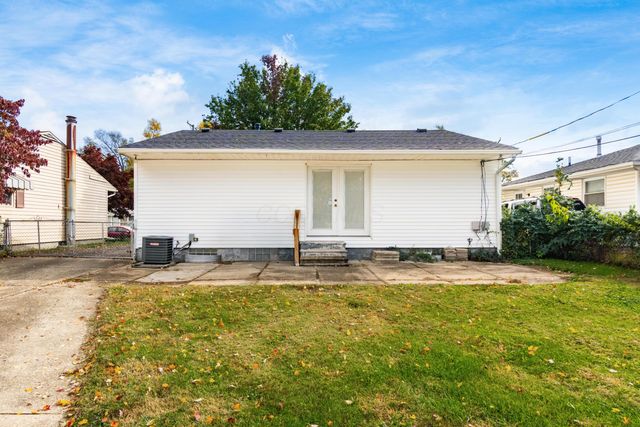 3161 Lewis Road, Columbus, OH 43207