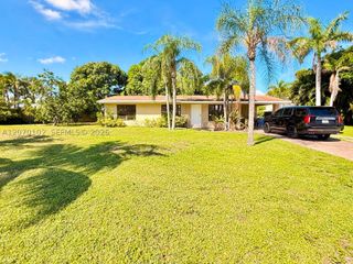 502 Ibis Dr, Delray Beach, FL 33444