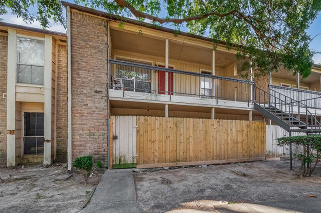 8201 Richmond Avenue 37, Houston, TX 77063