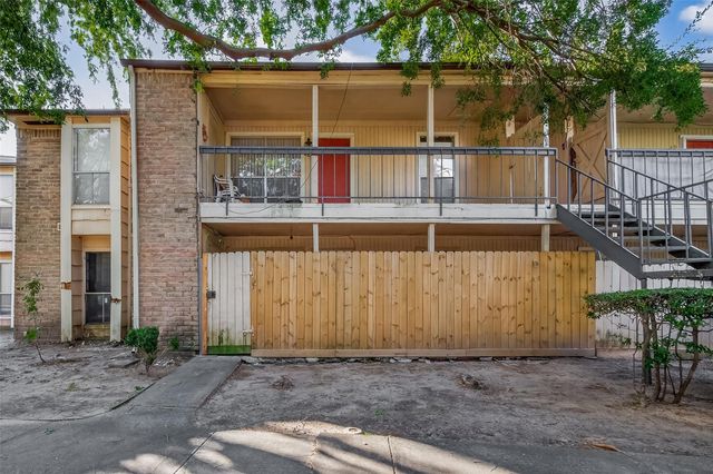 8201 Richmond Avenue 37, Houston, TX 77063