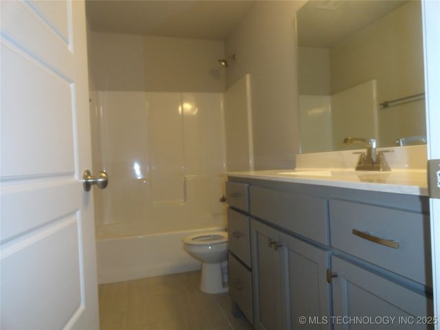 3812 N 33rd Street, Broken Arrow, OK 74014