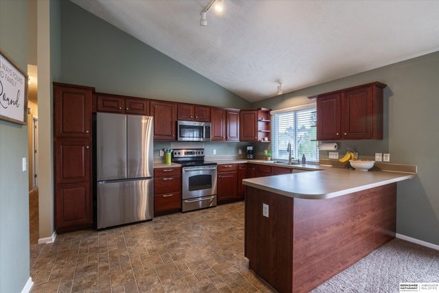 6036 S 186th Avenue, Omaha, NE 68135