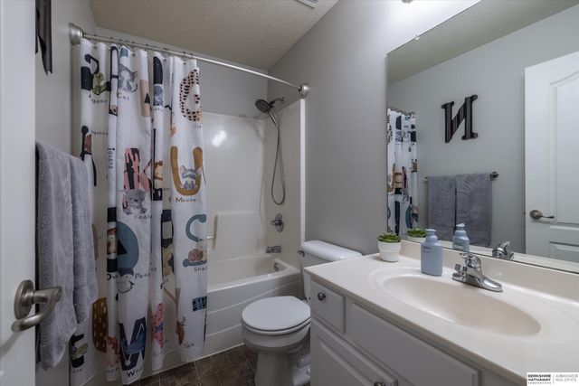 6036 S 186th Avenue, Omaha, NE 68135