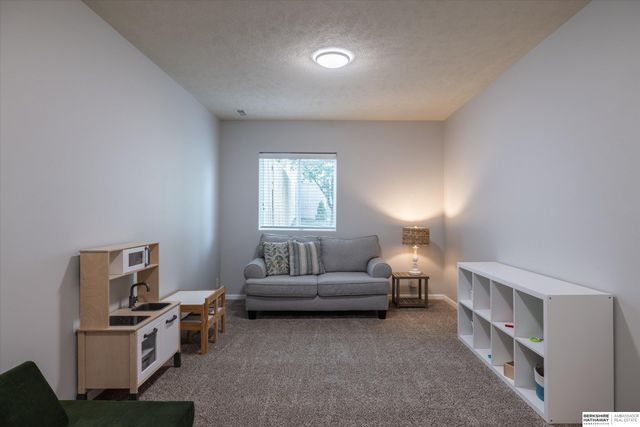 6036 S 186th Avenue, Omaha, NE 68135