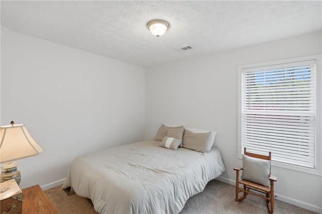 5989 Williamsport Drive, Flowery Branch, GA 30542