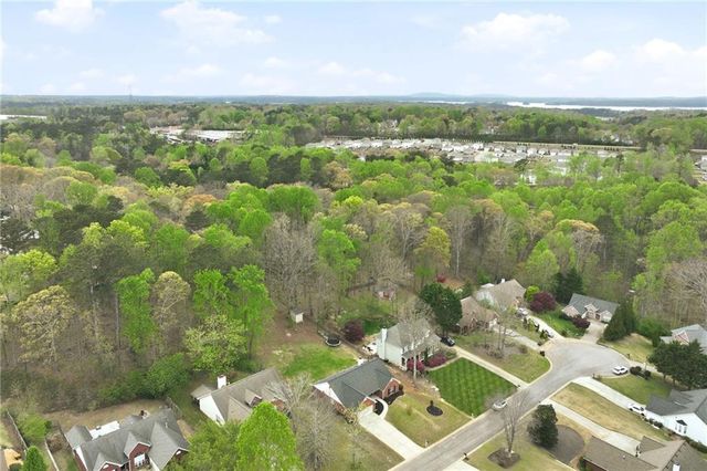 5989 Williamsport Drive, Flowery Branch, GA 30542