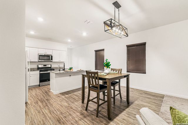 13536 LUNAR LGT, St Hedwig, TX 78152