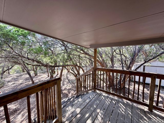 300 Pecos Road, Bandera, TX 78003