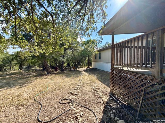 300 Pecos Road, Bandera, TX 78003