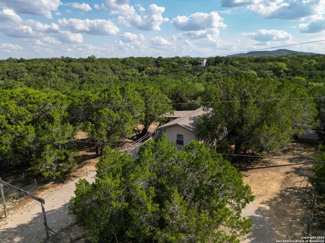 300 Pecos Road, Bandera, TX 78003