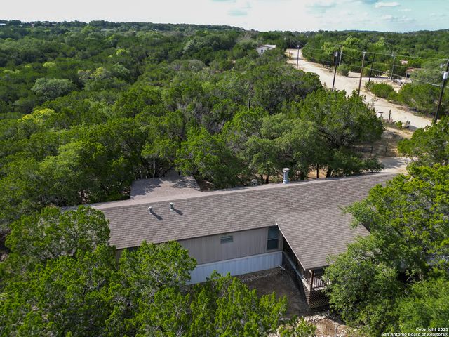 300 Pecos Road, Bandera, TX 78003