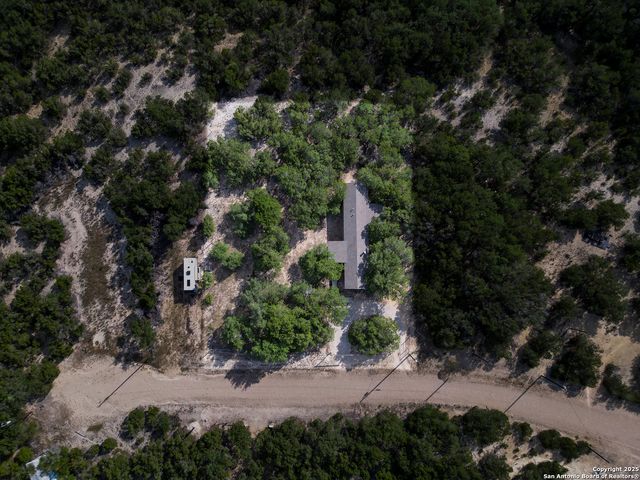 300 Pecos Road, Bandera, TX 78003