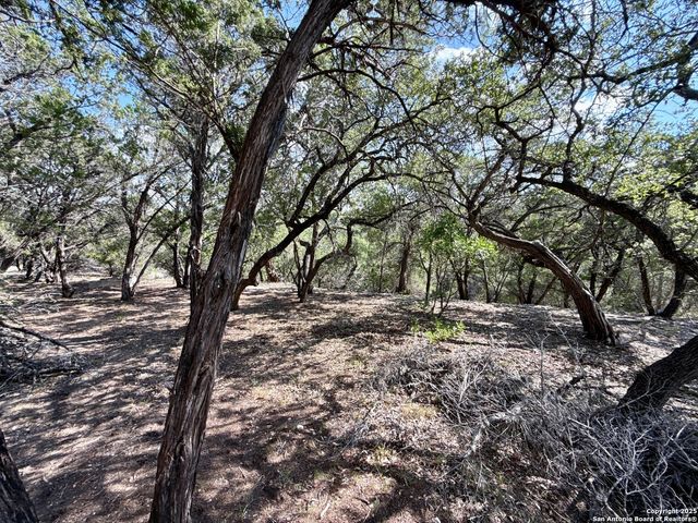 300 Pecos Road, Bandera, TX 78003