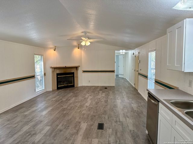 300 Pecos Road, Bandera, TX 78003