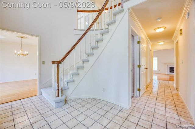 27966 Trailwood Court, Farmington, MI 48331