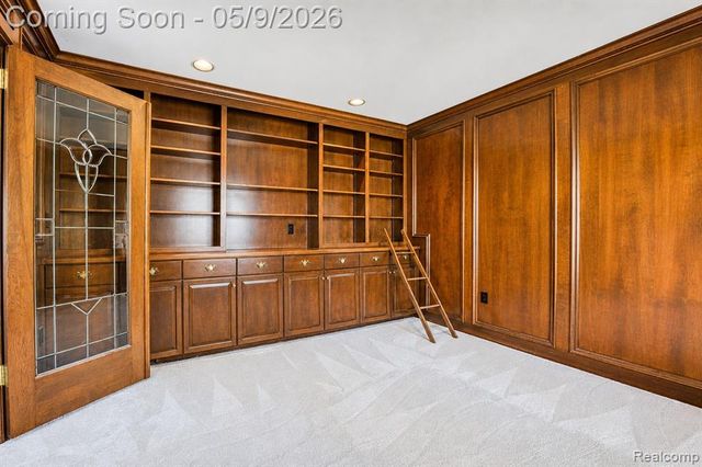 27966 Trailwood Court, Farmington, MI 48331