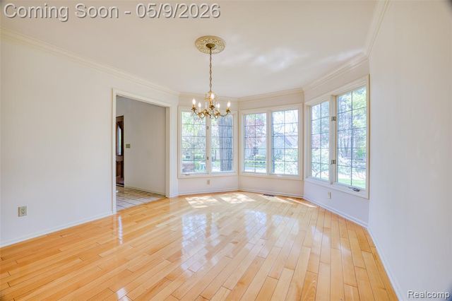 27966 Trailwood Court, Farmington, MI 48331