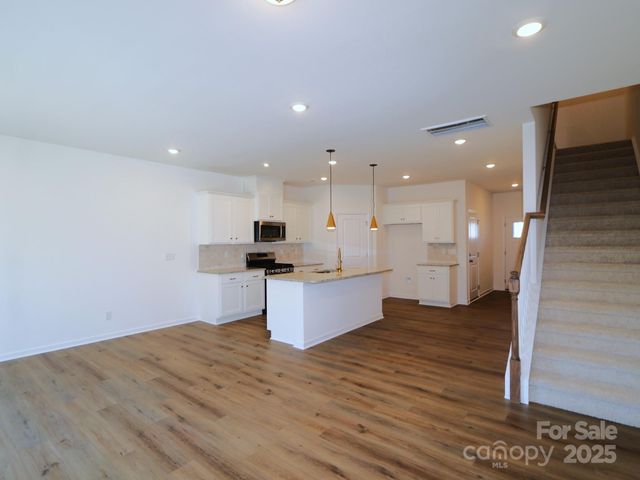 759 Kitfox Drive NW, Concord, NC 28027