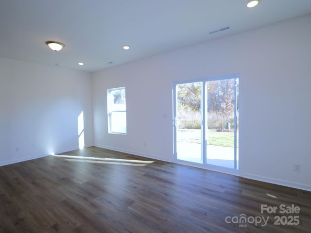 759 Kitfox Drive NW, Concord, NC 28027