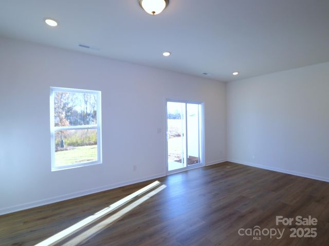 759 Kitfox Drive NW, Concord, NC 28027