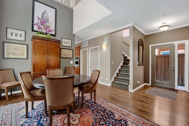 1727 W PETERSON Avenue, Chicago, IL 60660