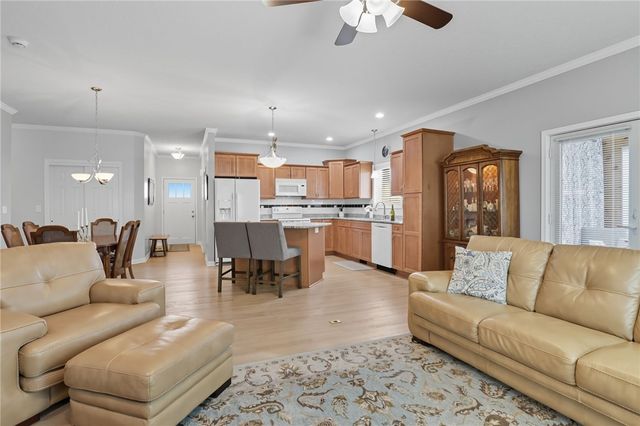 2 Laurie Crescent, Sweden, NY 14420