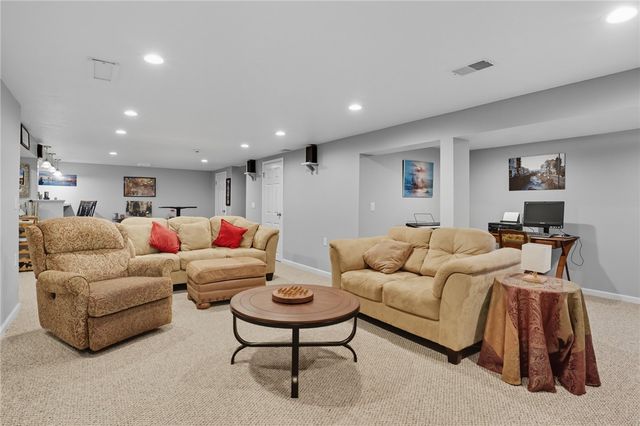 2 Laurie Crescent, Sweden, NY 14420