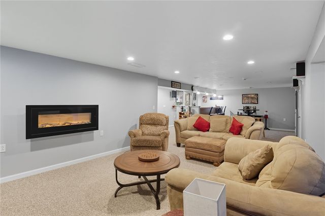 2 Laurie Crescent, Sweden, NY 14420