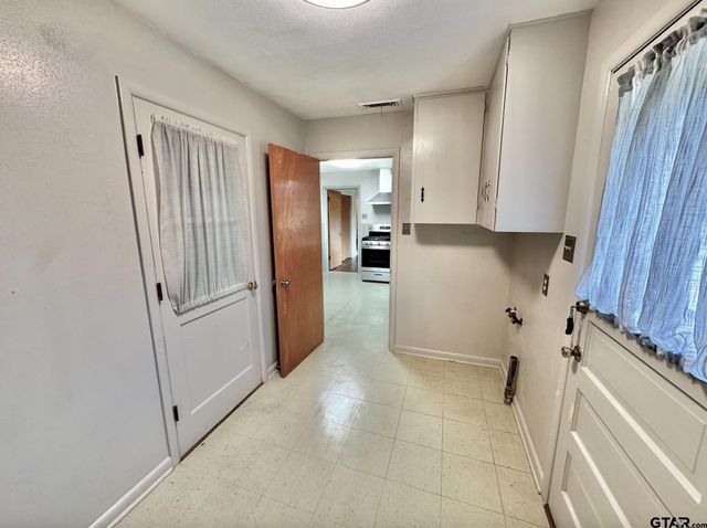 2101 Magnolia, Tyler, TX 75701