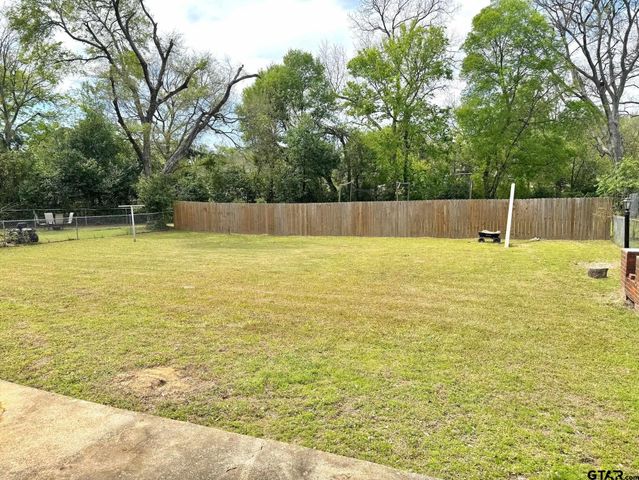 2101 Magnolia, Tyler, TX 75701