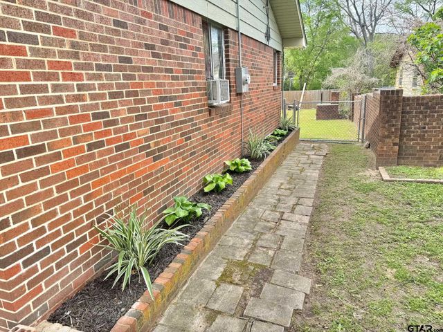 2101 Magnolia, Tyler, TX 75701