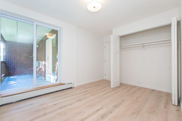 142 Kenrick 23, Boston, MA 02135