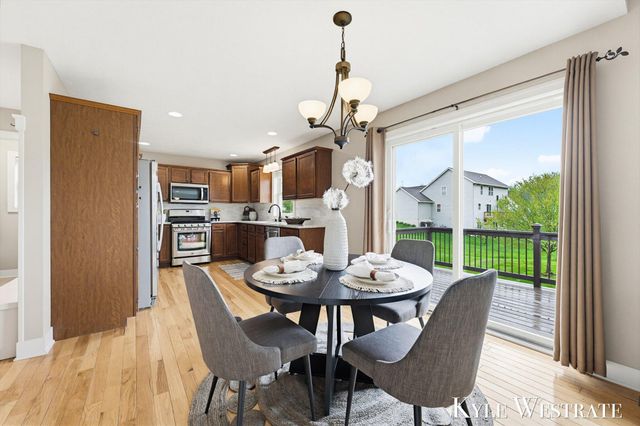 3297 Dogwood Lane, Zeeland, MI 49464