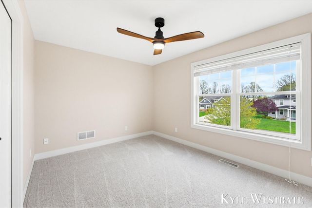 3297 Dogwood Lane, Zeeland, MI 49464